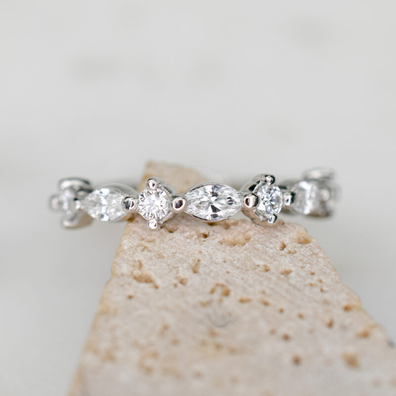 women's wedding rings